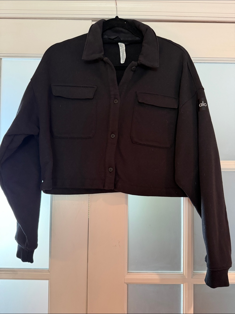 ALO Yoga Black Cropped Utility Jacket with Flap Pockets